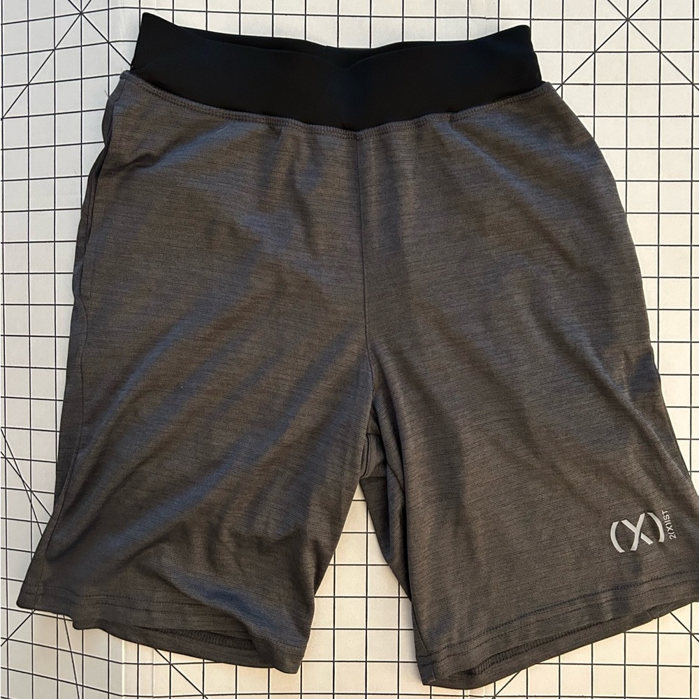 Men's Gray Athletic Shorts 2(x) ist